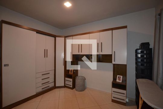 Quarto 1 de apartamento para alugar com 2 quartos, 60m² em Osvaldo Cruz, Rio de Janeiro
