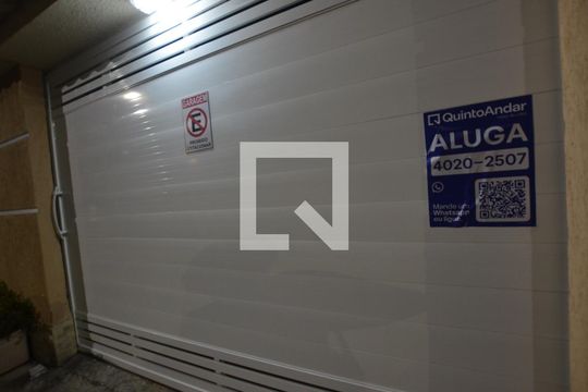 Placa Instalada de apartamento para alugar com 2 quartos, 60m² em Osvaldo Cruz, Rio de Janeiro
