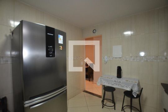 Cozinha de apartamento para alugar com 2 quartos, 60m² em Osvaldo Cruz, Rio de Janeiro