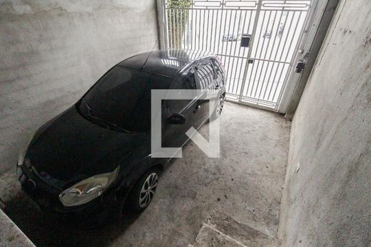 Garagem de casa à venda com 4 quartos, 228m² em Vila Regina, São Paulo