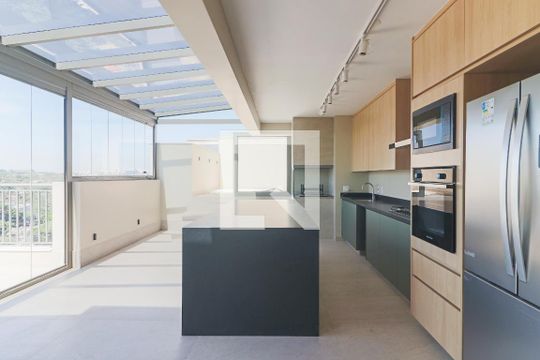 Cozinha de apartamento à venda com 2 quartos, 141m² em Butantã, São Paulo