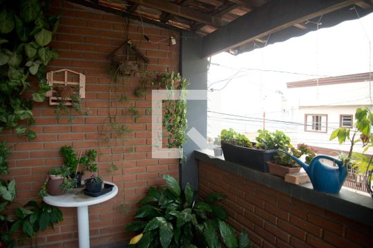 Quintal de casa à venda com 4 quartos, 236m² em Vila Lucinda, Santo André