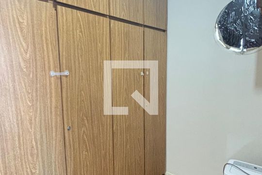 Closet Suíte de apartamento à venda com 3 quartos, 136m² em Vila Assunção, Santo André