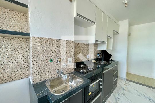 Cozinha e Área de Serviço de apartamento para alugar com 2 quartos, 77m² em Vila Industrial (campinas), Campinas
