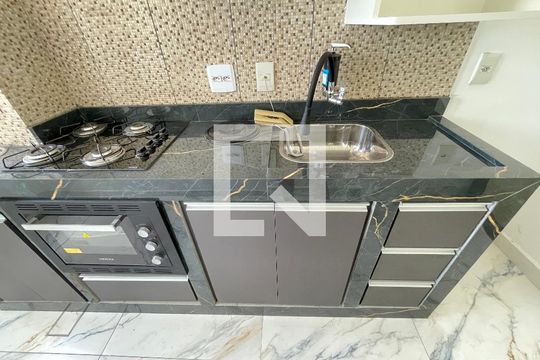 Cozinha e Área de Serviço de apartamento para alugar com 2 quartos, 77m² em Vila Industrial (campinas), Campinas