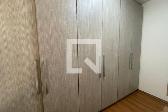 Suíte 1 de casa de condomínio para alugar com 3 quartos, 300m² em Jardim Barbacena, Cotia
