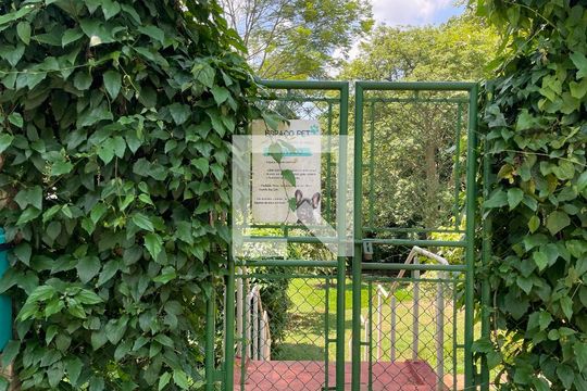Área comum de casa de condomínio para alugar com 3 quartos, 300m² em Jardim Barbacena, Cotia
