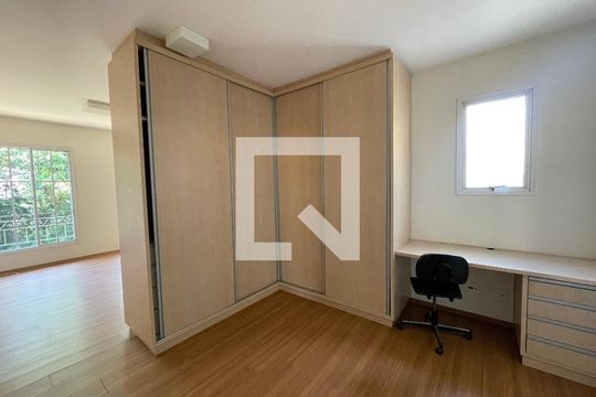 Suíte 3 de casa de condomínio para alugar com 3 quartos, 300m² em Jardim Barbacena, Cotia