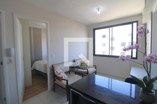 Sala de apartamento à venda com 2 quartos, 34m² em Jurubatuba, São Paulo