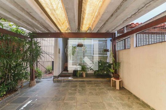 Garagem de casa à venda com 2 quartos, 126m² em Pinheiros, São Paulo