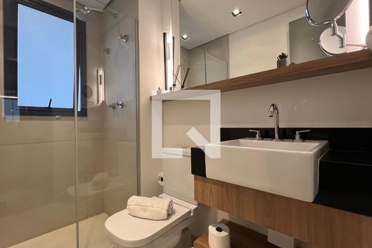Banheiro de kitnet/studio à venda com 1 quarto, 25m² em Paraíso, São Paulo