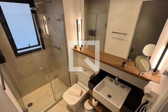 Banheiro de kitnet/studio à venda com 1 quarto, 25m² em Paraíso, São Paulo