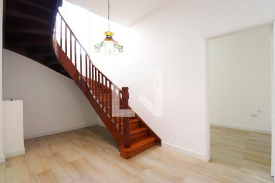 Sala de casa para alugar com 3 quartos, 90m² em Barra Funda, São Paulo