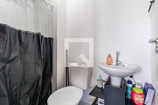 Banheiro de apartamento à venda com 2 quartos, 43m² em Jardim Celeste, São Paulo