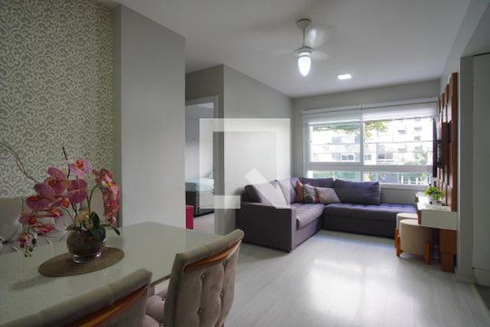 Sala de apartamento à venda com 2 quartos, 63m² em São Sebastião, Porto Alegre