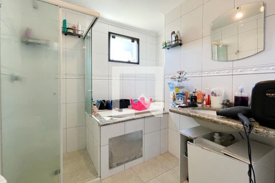 Banheiro - Suíte 2 de apartamento à venda com 4 quartos, 210m² em Vila Margarida, São Bernardo do Campo