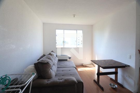 Sala de apartamento à venda com 2 quartos, 41m² em Estância Velha, Canoas