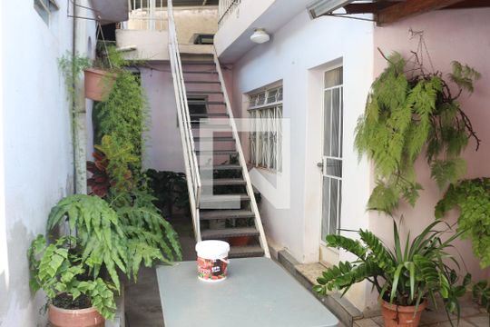 Área Externa de casa à venda com 3 quartos, 300m² em Riacho das Pedras, Contagem