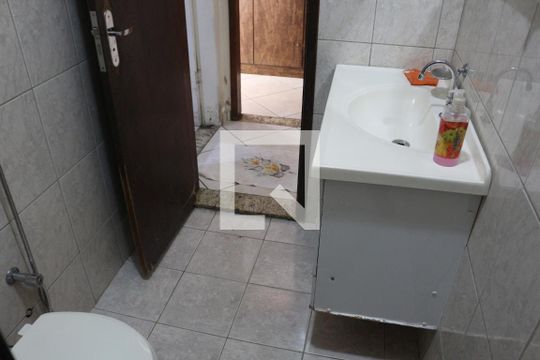 Banheiro de casa à venda com 3 quartos, 300m² em Riacho das Pedras, Contagem