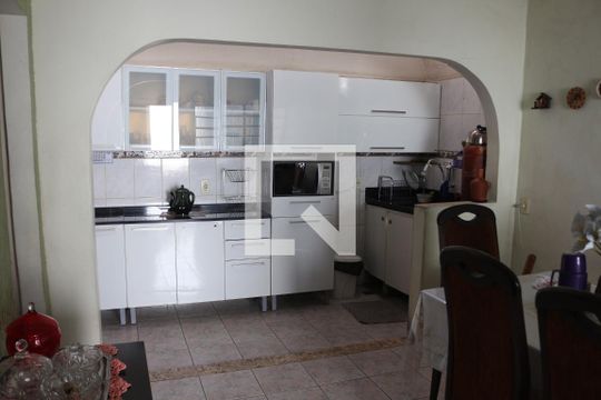 Cozinha de casa à venda com 3 quartos, 300m² em Riacho das Pedras, Contagem