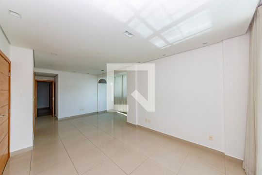 Apartamento para alugar com 3 quartos, 95m² em Barroca, Belo Horizonte
