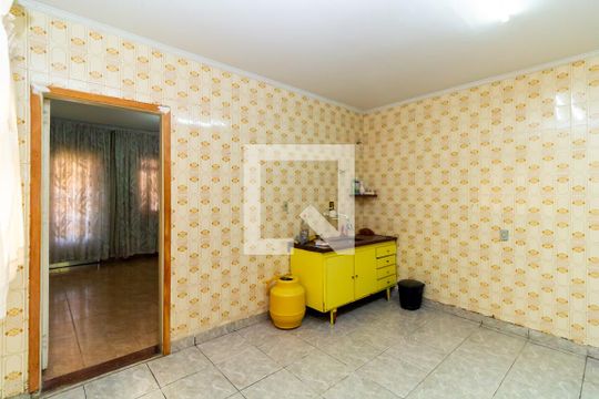Cozinha de casa à venda com 3 quartos, 319m² em Vila Paulo Silas, São Paulo