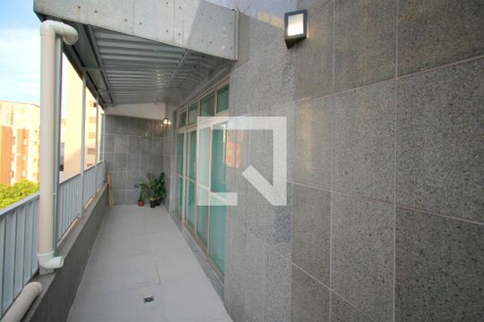 Varanda de apartamento à venda com 3 quartos, 186m² em Lourdes, Belo Horizonte