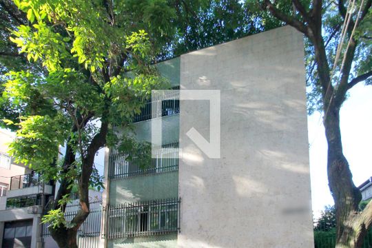 Fachada de apartamento à venda com 4 quartos, 180m² em Santo Antônio, Belo Horizonte