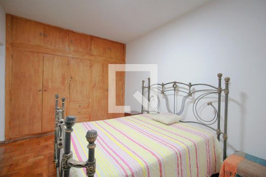 Suite de apartamento à venda com 4 quartos, 180m² em Santo Antônio, Belo Horizonte