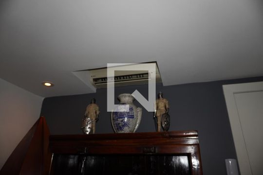 Sala de apartamento à venda com 1 quarto, 85m² em Jardim Paulista, São Paulo