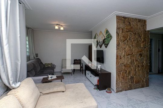 sala de casa à venda com 4 quartos, 200m² em Vila Santo Estefano, São Paulo