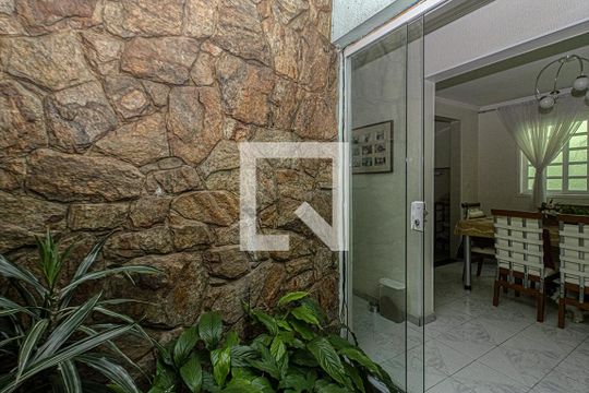 Sala - jardim de inverno de casa à venda com 4 quartos, 200m² em Vila Santo Estefano, São Paulo