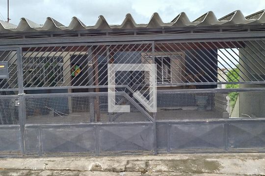 Fachada de casa à venda com 4 quartos, 200m² em Jardim Tiete, São Paulo
