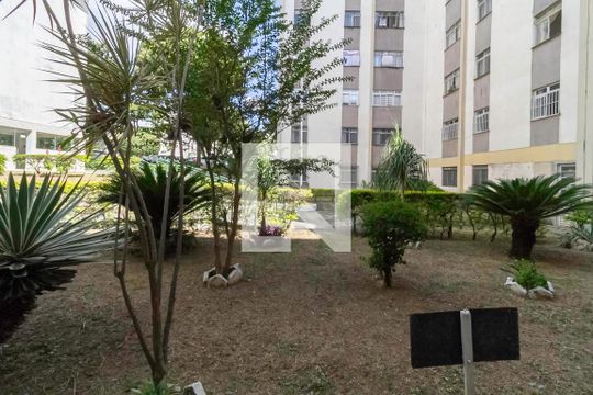Vista da sala de apartamento à venda com 2 quartos, 59m² em Santa Terezinha, Belo Horizonte
