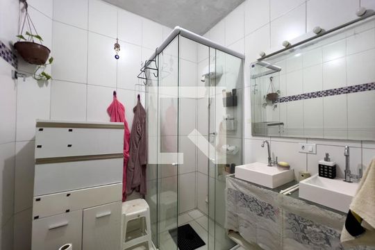 Banheiro de casa à venda com 2 quartos, 112m² em Ipiranga, São Paulo
