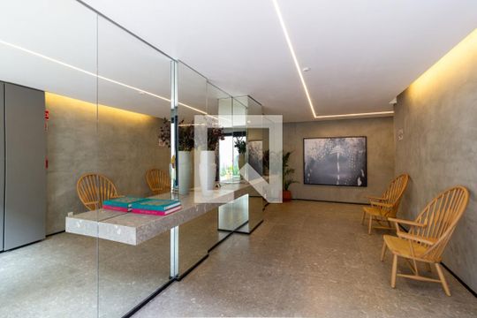 Área comum - Hall Social de kitnet/studio para alugar com 1 quarto, 25m² em Pinheiros, São Paulo