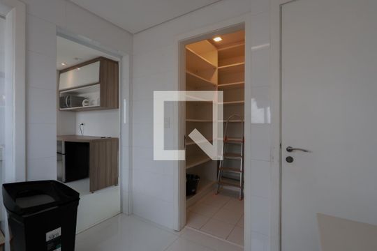 Área de serviço de apartamento para alugar com 4 quartos, 340m² em Santana, São Paulo