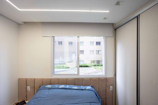 Quarto 1 de apartamento à venda com 2 quartos, 45m² em Piraporinha, Diadema