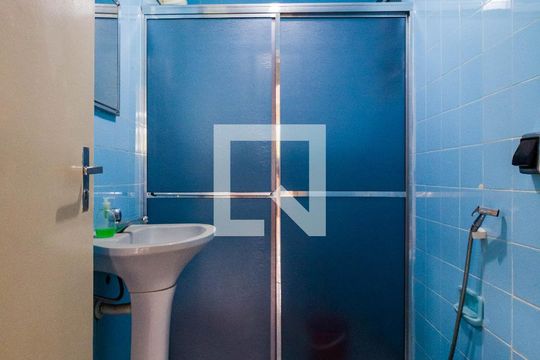 Banheiro de apartamento para alugar com 1 quarto, 59m² em Santo Amaro  , São Paulo