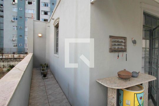 Varanda lateral de apartamento à venda com 4 quartos, 320m² em Coracao de Jesus, Belo Horizonte
