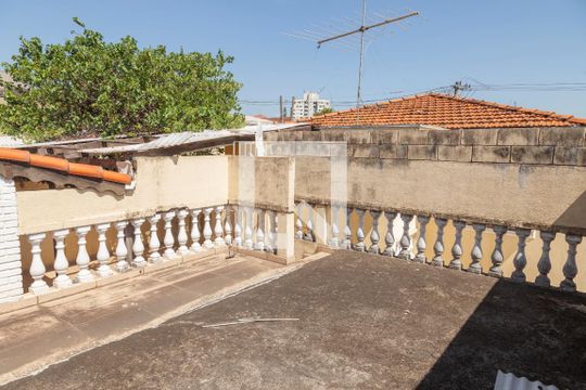 Varanda de casa à venda com 3 quartos, 252m² em Jardim Cidalia, São Paulo