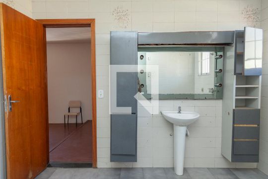Banheiro suite de casa à venda com 3 quartos, 252m² em Jardim Cidalia, São Paulo