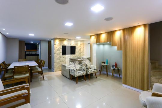 Casa à venda com 3 quartos, 110m² em Jardim Taboao, São Paulo