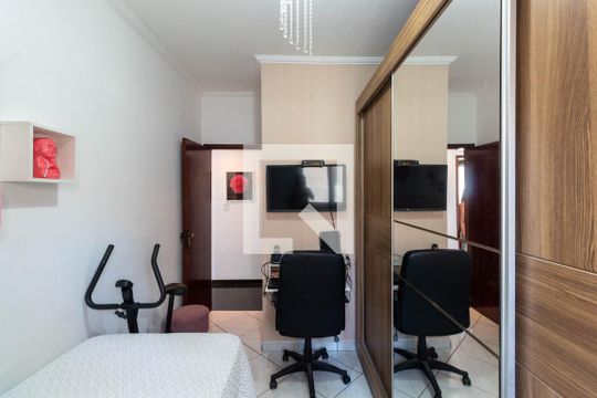 Quarto 1 de casa de condomínio à venda com 3 quartos, 90m² em Vila Granada, São Paulo