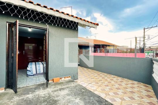 Varanda do Quarto 1 de casa para alugar com 2 quartos, 138m² em Vila Barros, Guarulhos