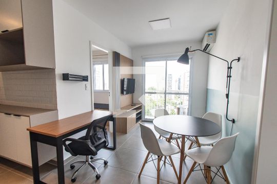 Apartamento à venda com 2 quartos, 47m² em Vila Mariana, São Paulo