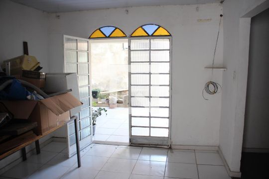 Sala de casa à venda com 3 quartos, 100m² em Riacho das Pedras, Contagem
