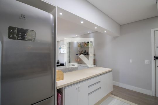 Cozinha de apartamento à venda com 2 quartos, 83m² em Gopouva, Guarulhos