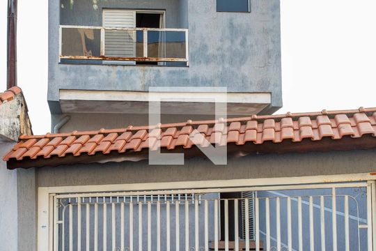 Fachada de casa à venda com 3 quartos, 152m² em Centro, Diadema