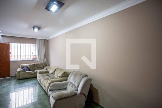 Sala de TV de casa à venda com 3 quartos, 152m² em Centro, Diadema